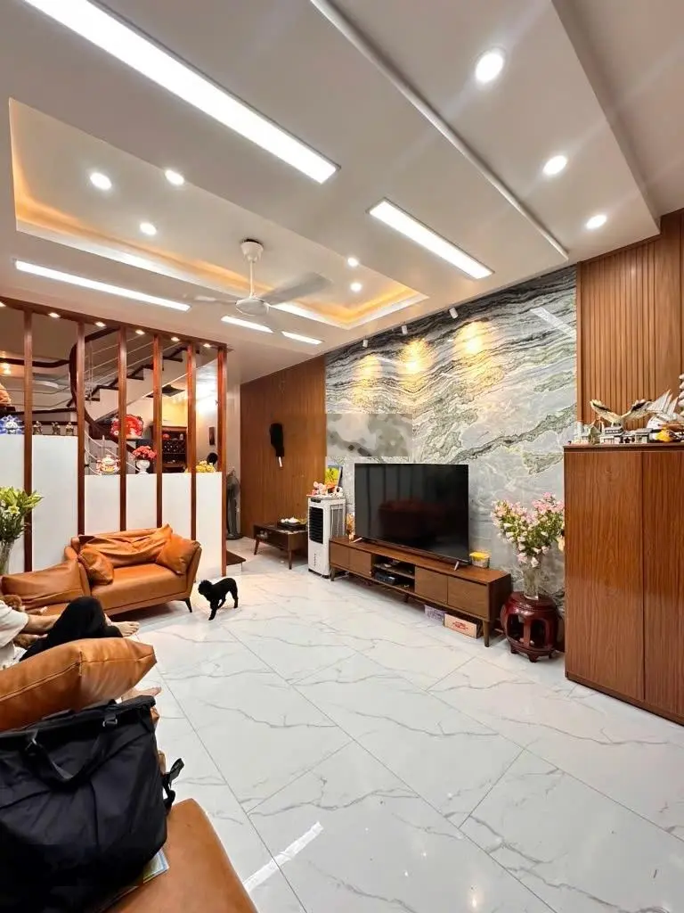 Bán nhà đẹp - hoàng hoa thám - ba đình - ngõ thoáng sáng