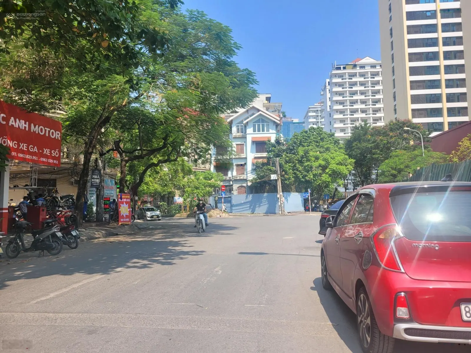 Rẻ đẹp nhất phố Võ Chí Công, phân lô, tầng hầm, thang máy, 3 ô tô tránh, vỉa hè, KD, quận Tây Hồ