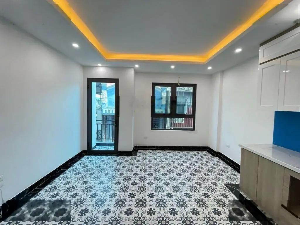 NHÀ ĐẸP TRƯỜNG CHINH,ĐỐNG ĐA,MẶT NGÕ THÔNG, KINH DOANH,THANG MÁY42m2 x 6 tầng, MT 4.5 mGiá : 9.68tỷ