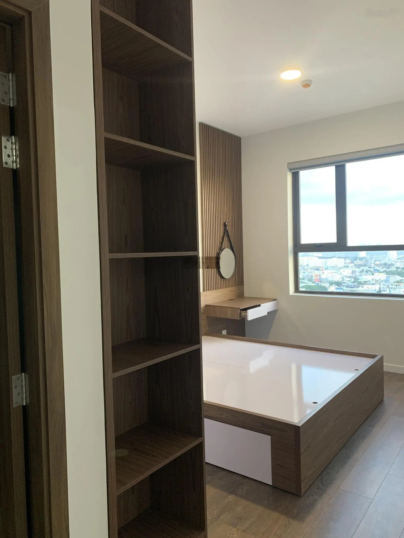 Chủ nhà OPAL BOULEVARD cần tiền bán 2pn 2wc 70m giá chỉ 2,68 tỷ cam kết rẻ nhất0989 627 ***