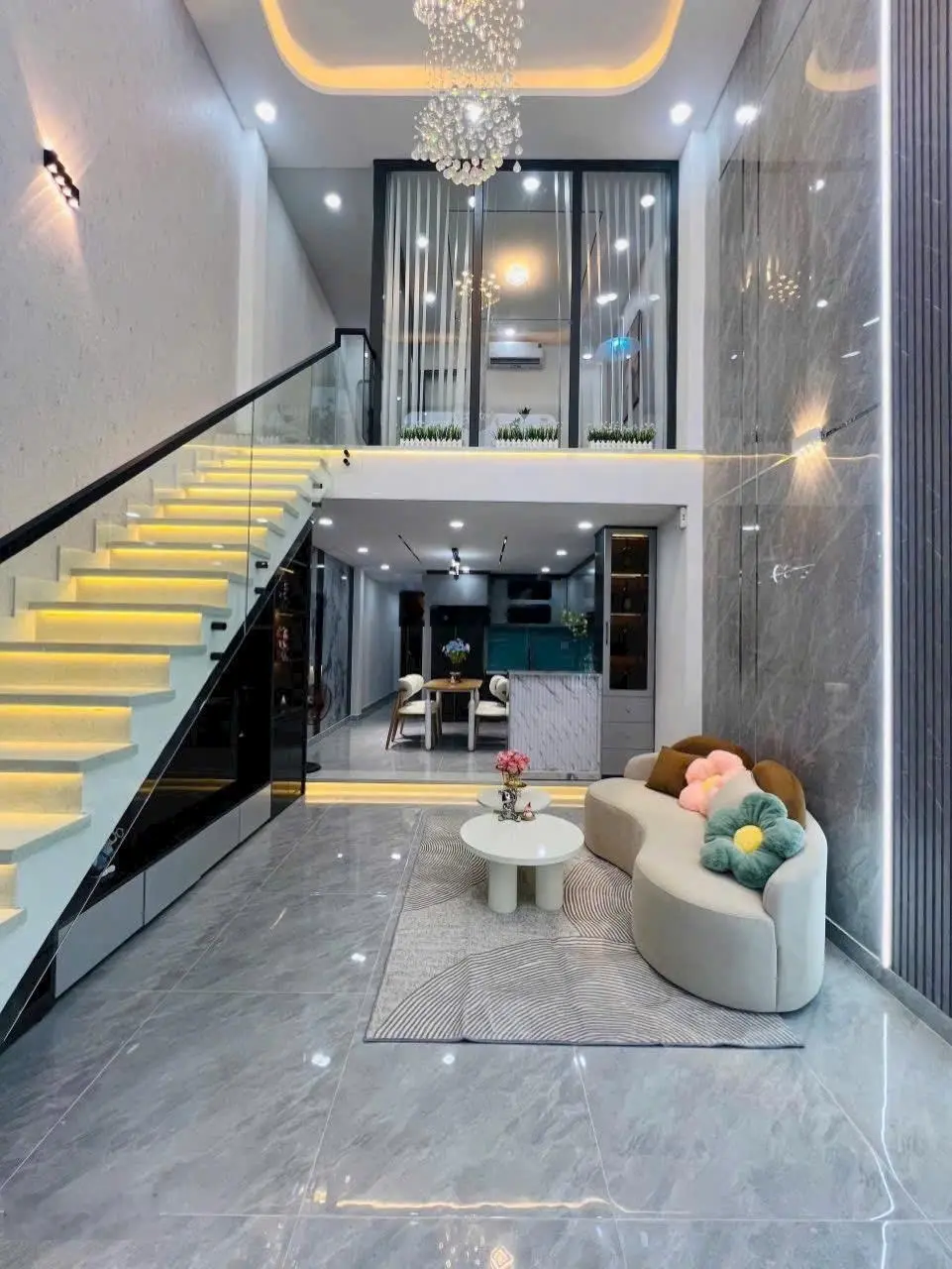Cần bán gấp nhà Tô Hiến Thành, Phường 12, Quận 10. LH ngay 0783617596