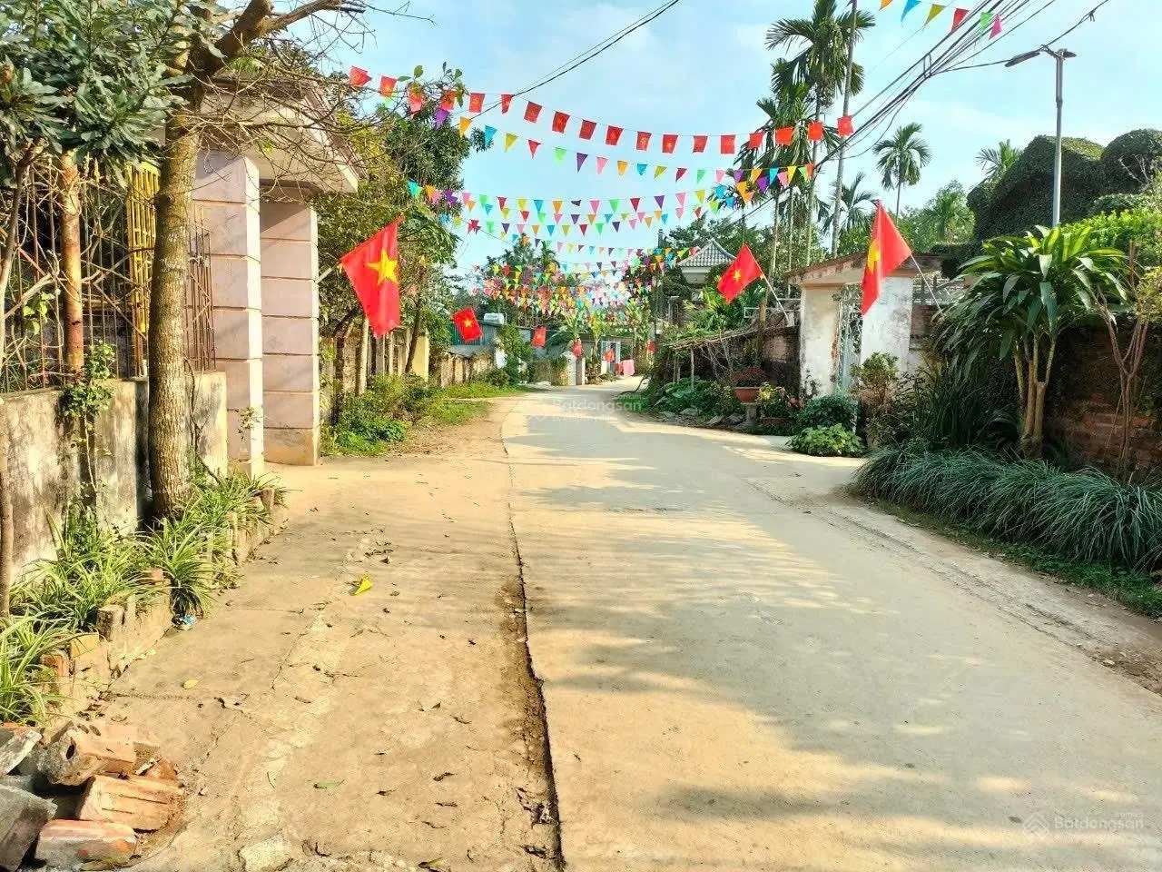 Bán 646m2 full thổ cư giáp xanhvilla và đại học quốc gia hà nội .