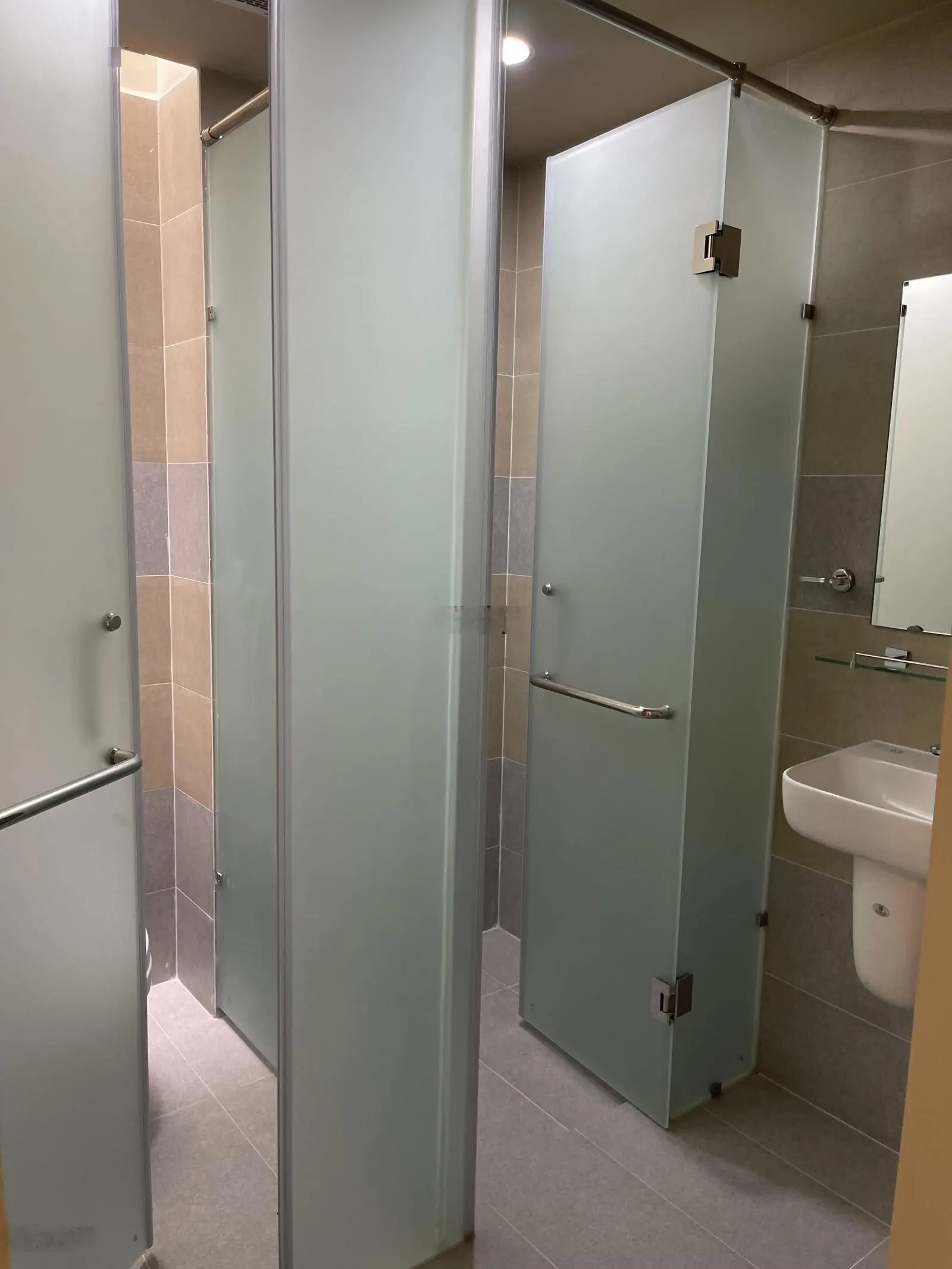 Tui chủ bán gấp 1 trệt 2 lầu Bình Dương, Thuận An - diện tích: 144m2