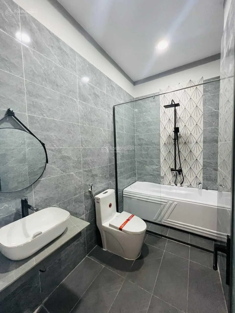 Bán nhà chính chủ sổ hồng riêng có hoàn công ngay khu nhà ở Thanh Bình kế chợ 434