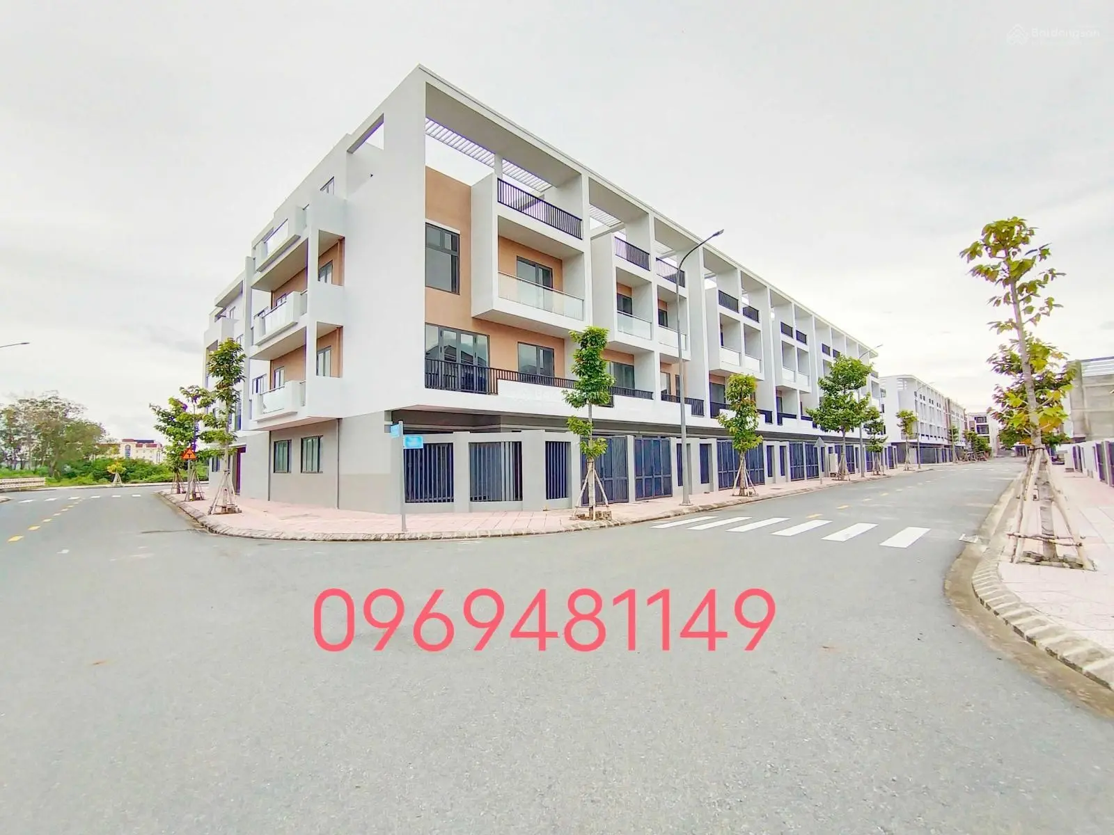 Nhà phố liền kề, phố thương mại, biệt thự