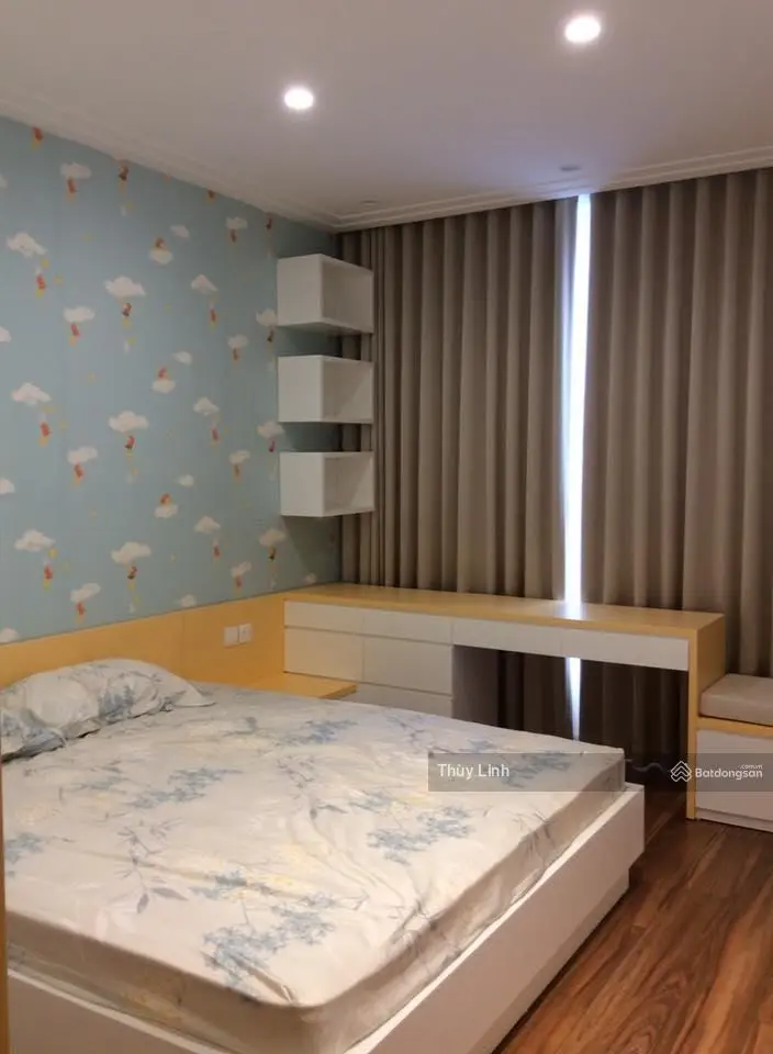 Bán căn hộ chung cư Vinhomes Nguyễn Chí Thanh, căn góc, 4 ngủ hướng đường Nguyễn Chí Thanh