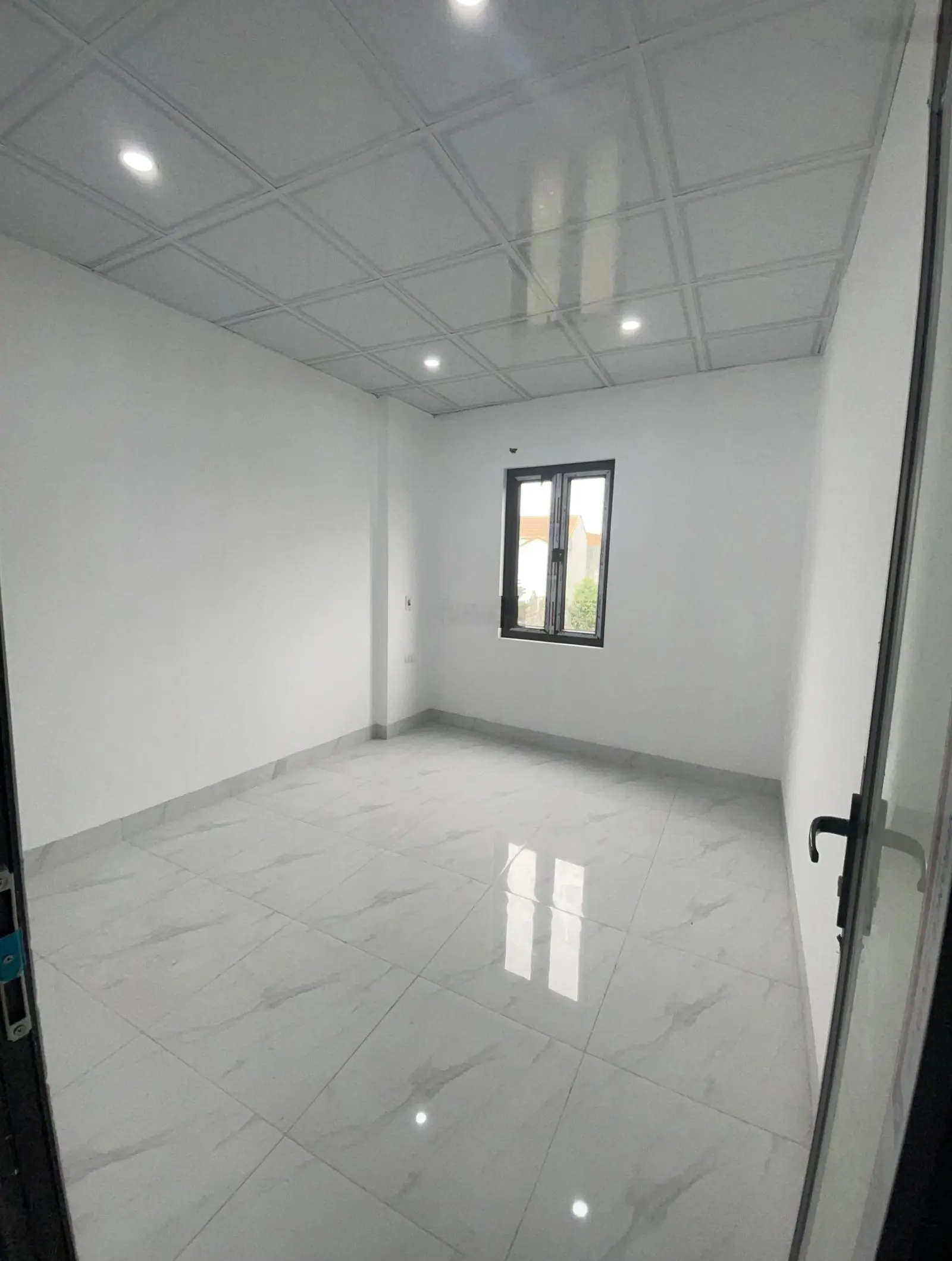 Nhà dân xây 3T x 32m2 x 2.9 tỷ nhà nằm ngay cuối đường Phú Lãm Hà Đông