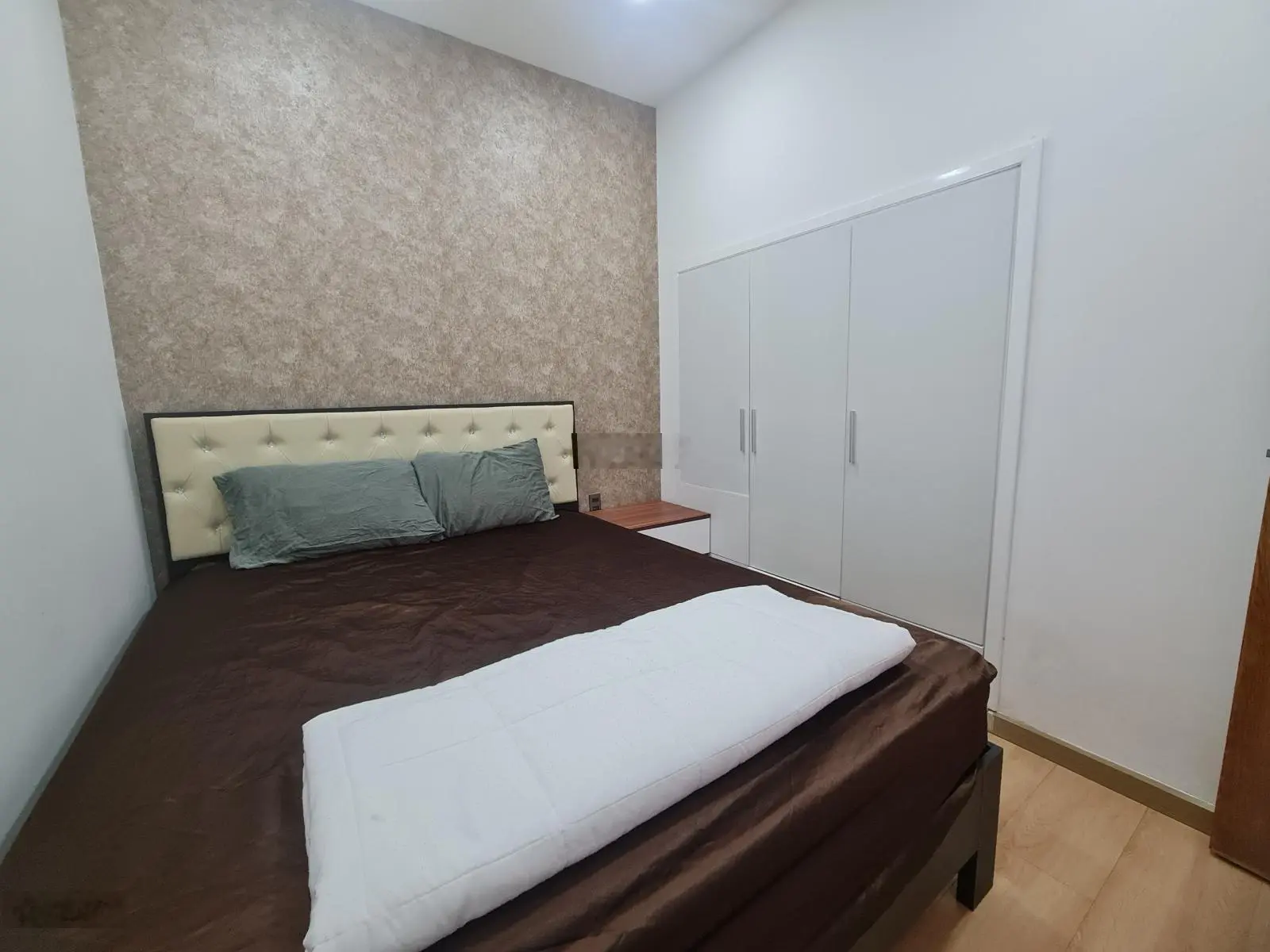 Bán nhanh căn 2 phòng ngủ 68m2 View trực diện biển giá 2,1 tỷ bao hết chi phí sang tên