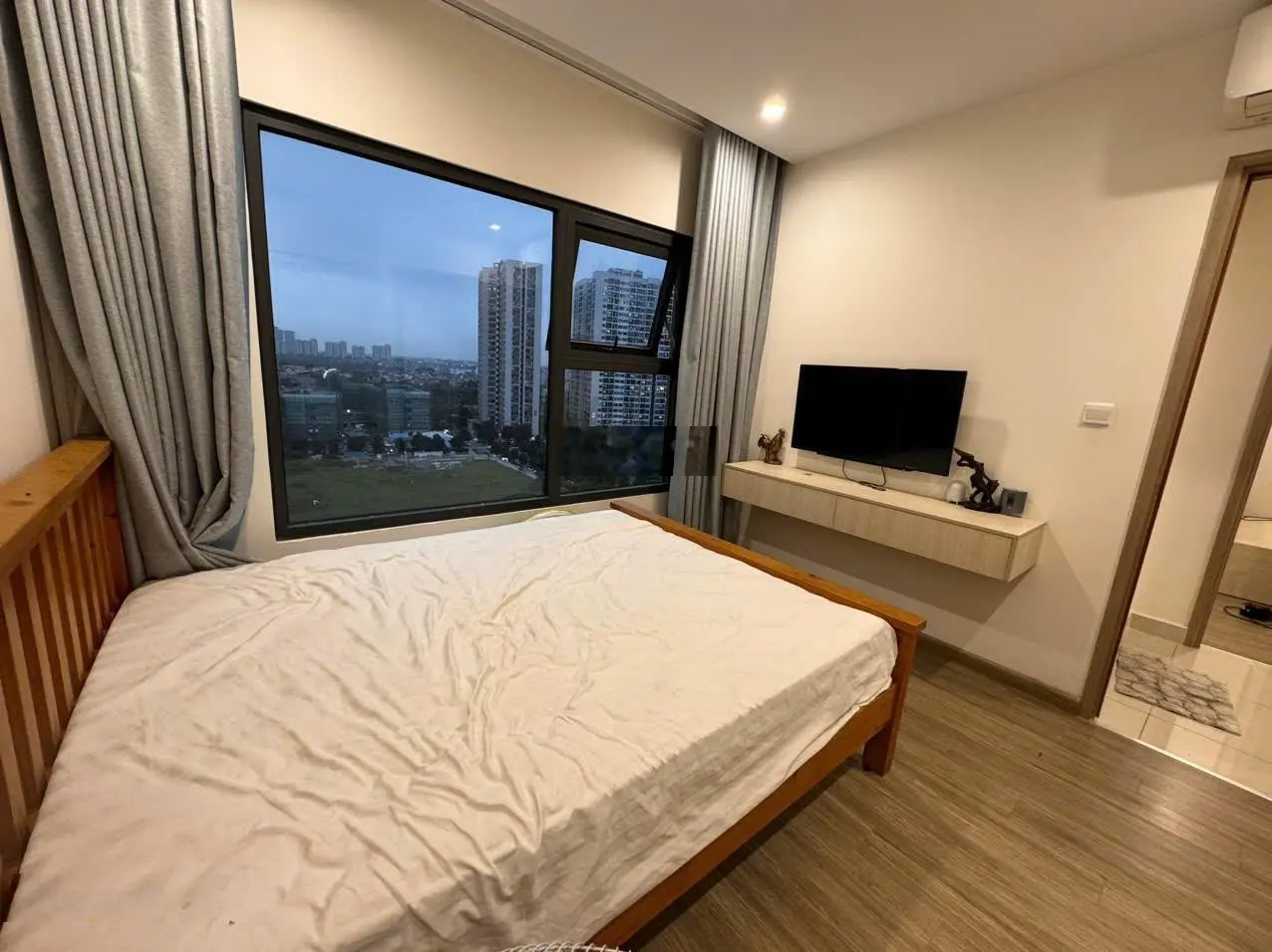 Bán nhanh căn hộ 3pn 75 m2, toà S2.11, Vinhomes Ocean Park, chỉ 3.6 tỷ