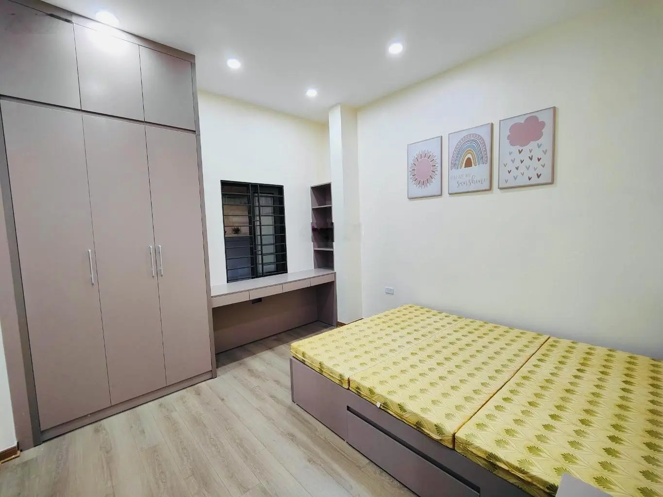TT phố cổ HBT giáp ranh Hoàn Kiếm lô góc ngõ thông kd - một bước ra phố 26m2 MT 6m - 4T 7. Xtỷ