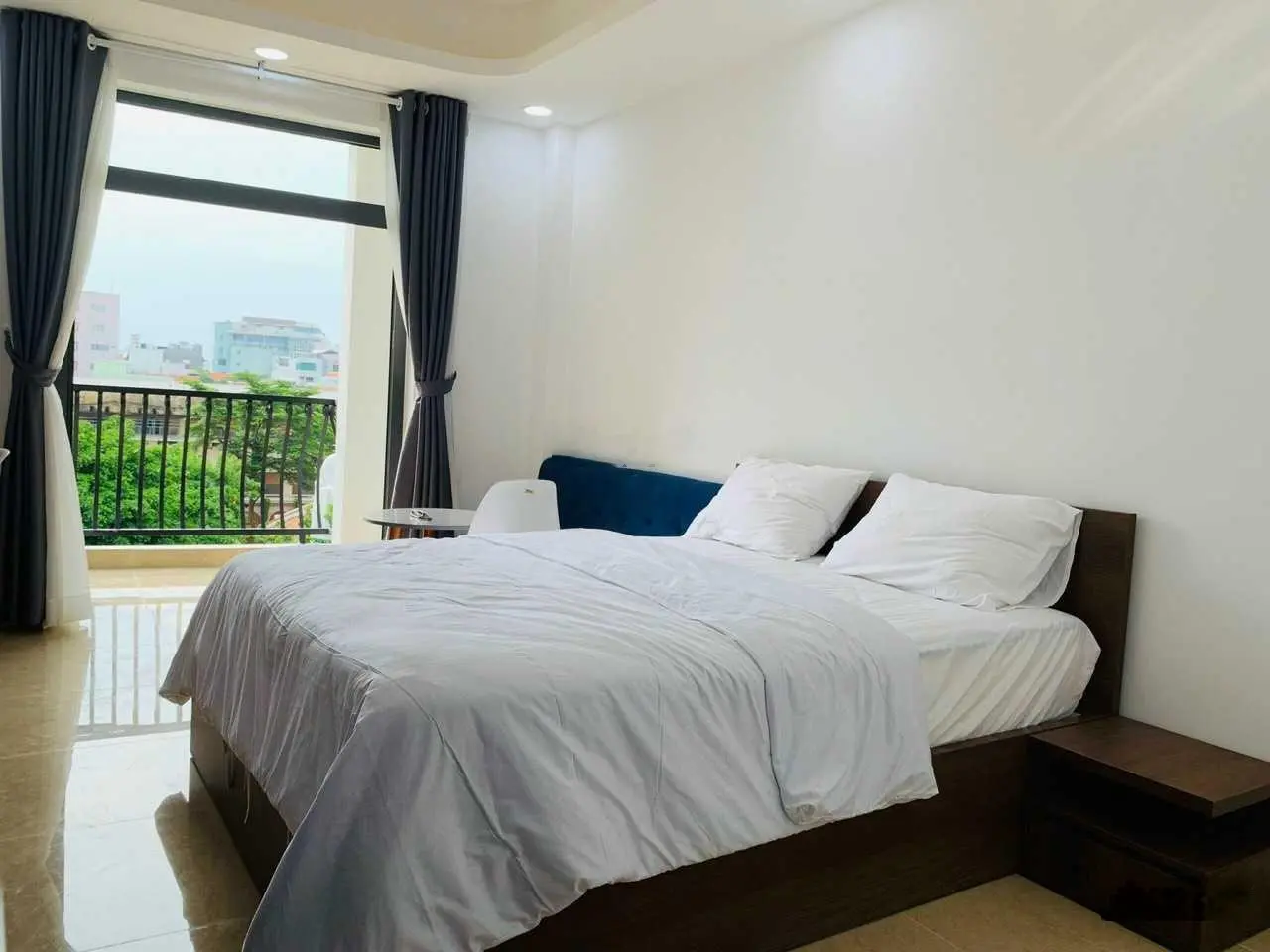 Bán nhà Trần Nhật Duật Q1,8x18, 144m2, Trệt + 1 lầu Gía 30 tỷ TL