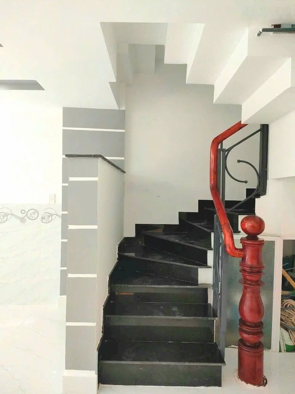 Nhà 4 tầng 44.8m2 ôtô ngủ trong nhà, ngay nhà thiếu nhi quận, chỉ 5.86 tỷ