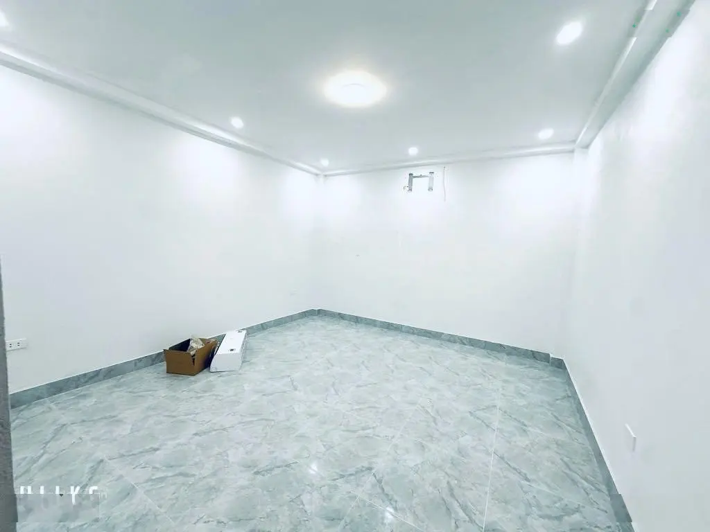 Siêu phẩm Hoàng Mai, oto tải đỗ cửa, hàng xóm dự án Feliz Homes- hưởng vô vàn tiện ích, mặt tiền 4m