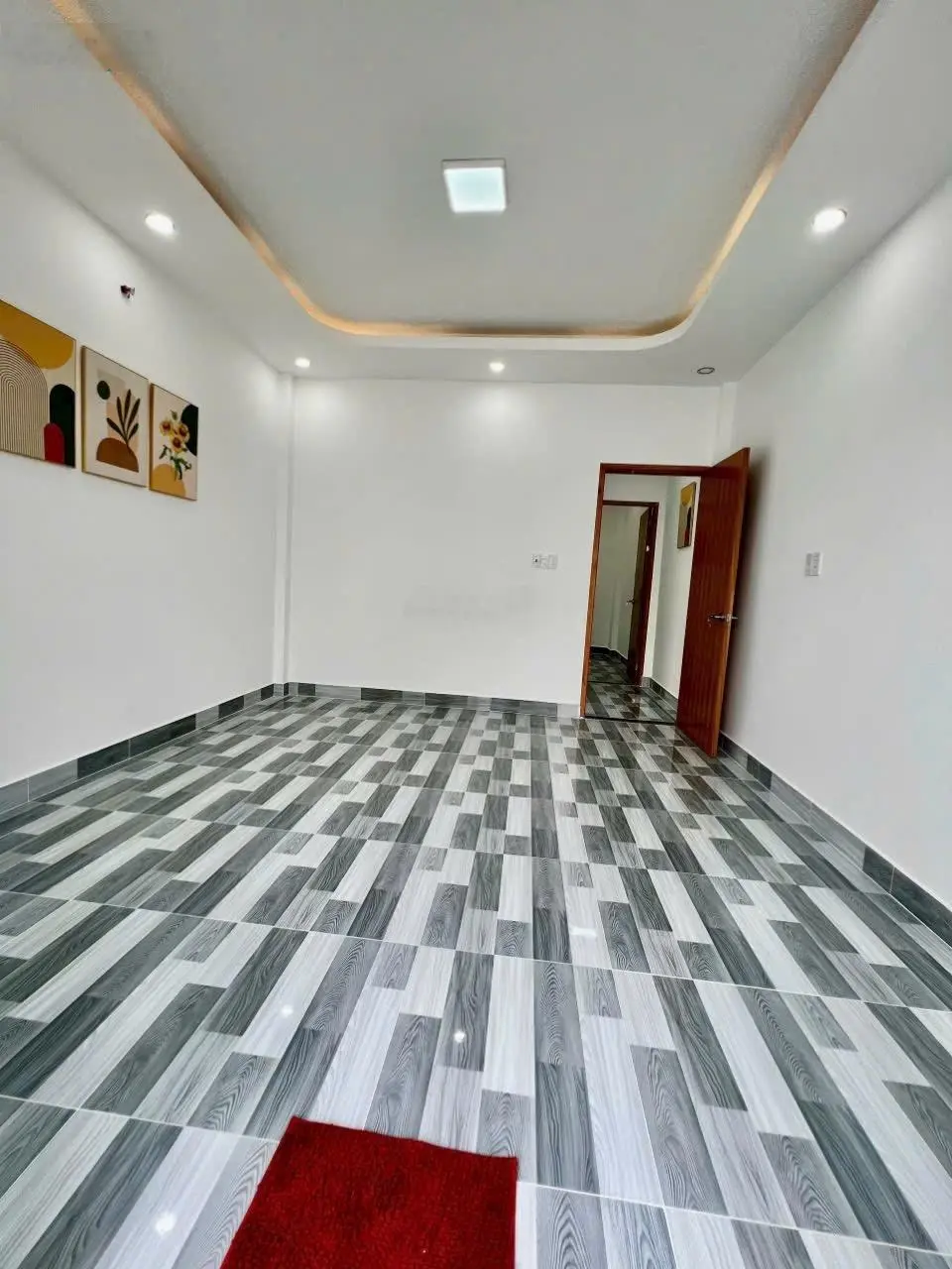 Bán gấp nhà HXH Trần Tuấn Khải - Phường 5 - Quận 5. DT 68m2, Giá 4,1 tỷ cho thuê 24 triệu/th