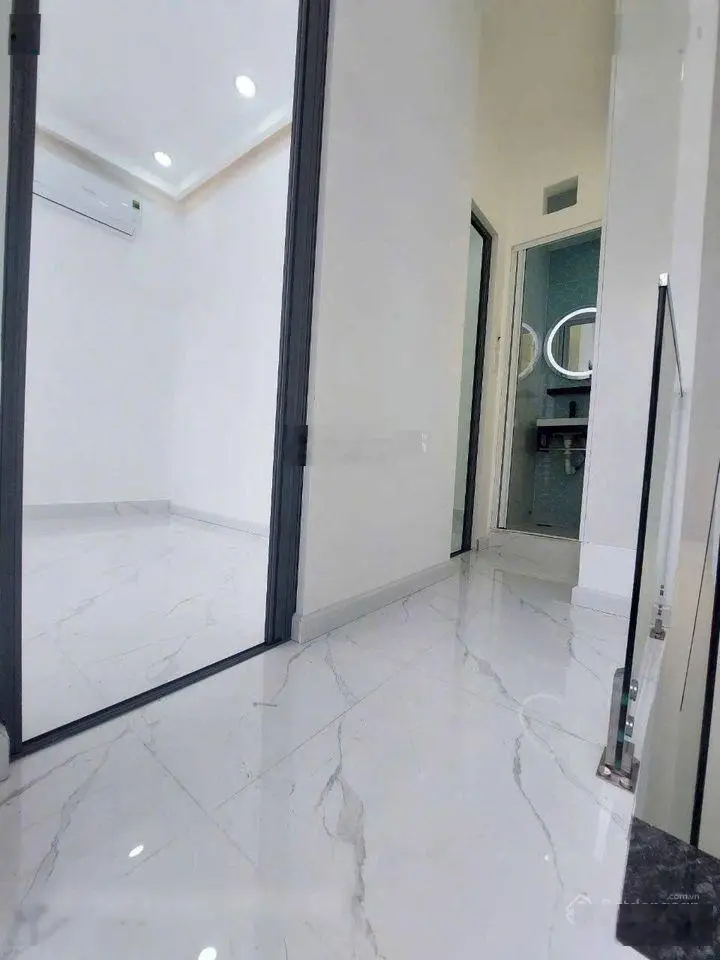 BÁN GẤP ĐỂ ĐI NƯỚC NGOÀI, Đ. SỐ 30, GÒ VẤP, [58M2_3tỷ3_2tầng_SHR] HXH, Hợp Đồng Thuê 10tr/tháng.