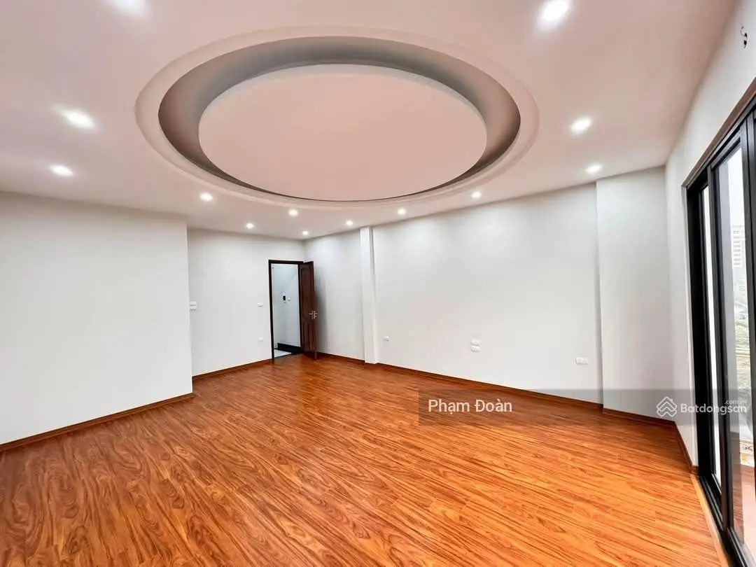 Bán nhà nguyên căn mặt phố Trịnh Đình Cửu - mặt phố hai bên vỉa hè - bán nhà quận Thanh Xuân giá rẻ