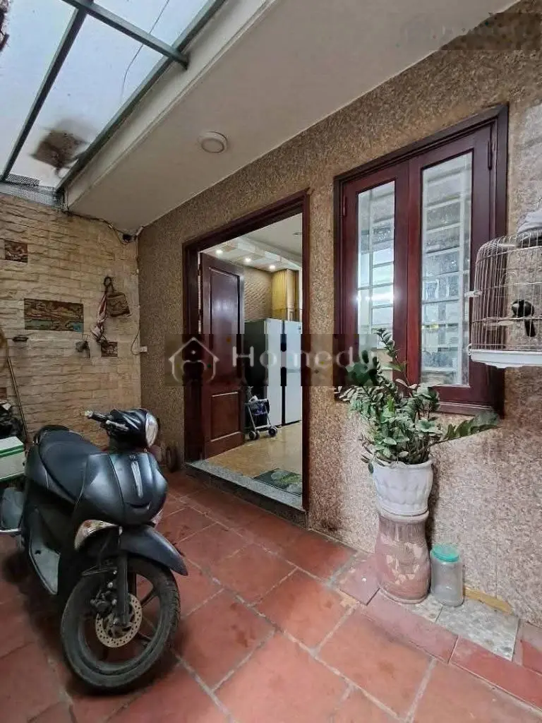 Bán nhà trần bình giá rẻ cam kết thông tin chuẩn, không quy hoạch,40m nhà 5 tầng giá chào bán 6.8tỷ