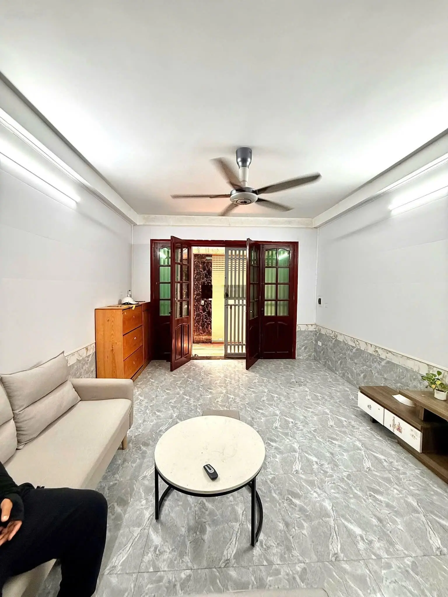 Chính chủ bán nhà riêng đường đông thiên, phố lĩnh nam, hoàng mai. 32m * 4t, 5.85 tỷ