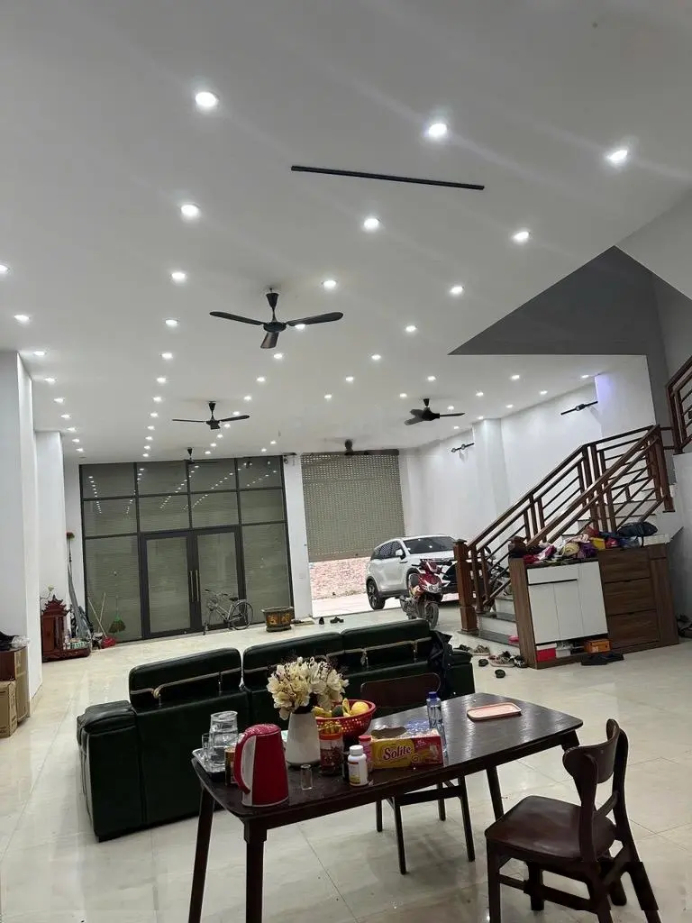 Siêu hiếm bán nhà tại biểu khê thuỵ lâm đông anh đường 11m trục chính kinh doanh