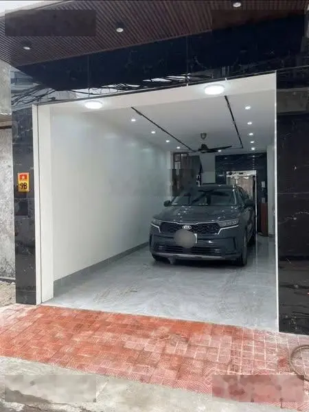Bán nhà riêng tại Nguyễn Văn Linh, 9,3 tỷ, 44m2, 3PN, 4WC, 6 tầng, Gara oto 7 chỗ