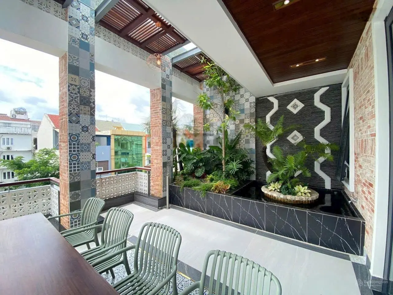 Bán Nhà Phố Hưng Gia 5 - Phú Mỹ Hưng, Quận 7. DT 108m2. MT rộng 6m, 4 tầng, có thang máy