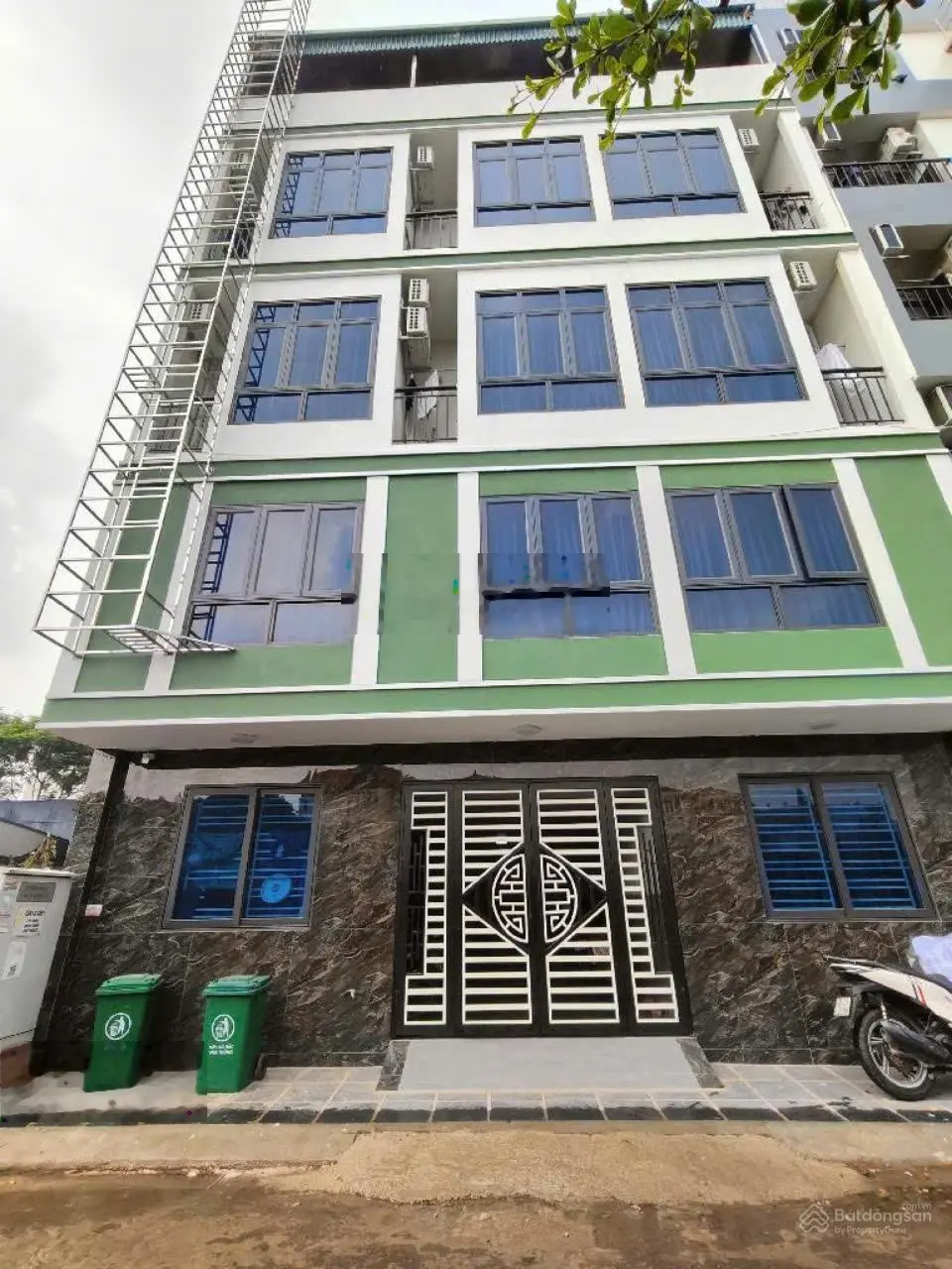 Vân Canh - Bán tòa CCMN 96.6m2 khu vực phân lô vỉa hè, vị trí đắc địa, giá 26 tỷ