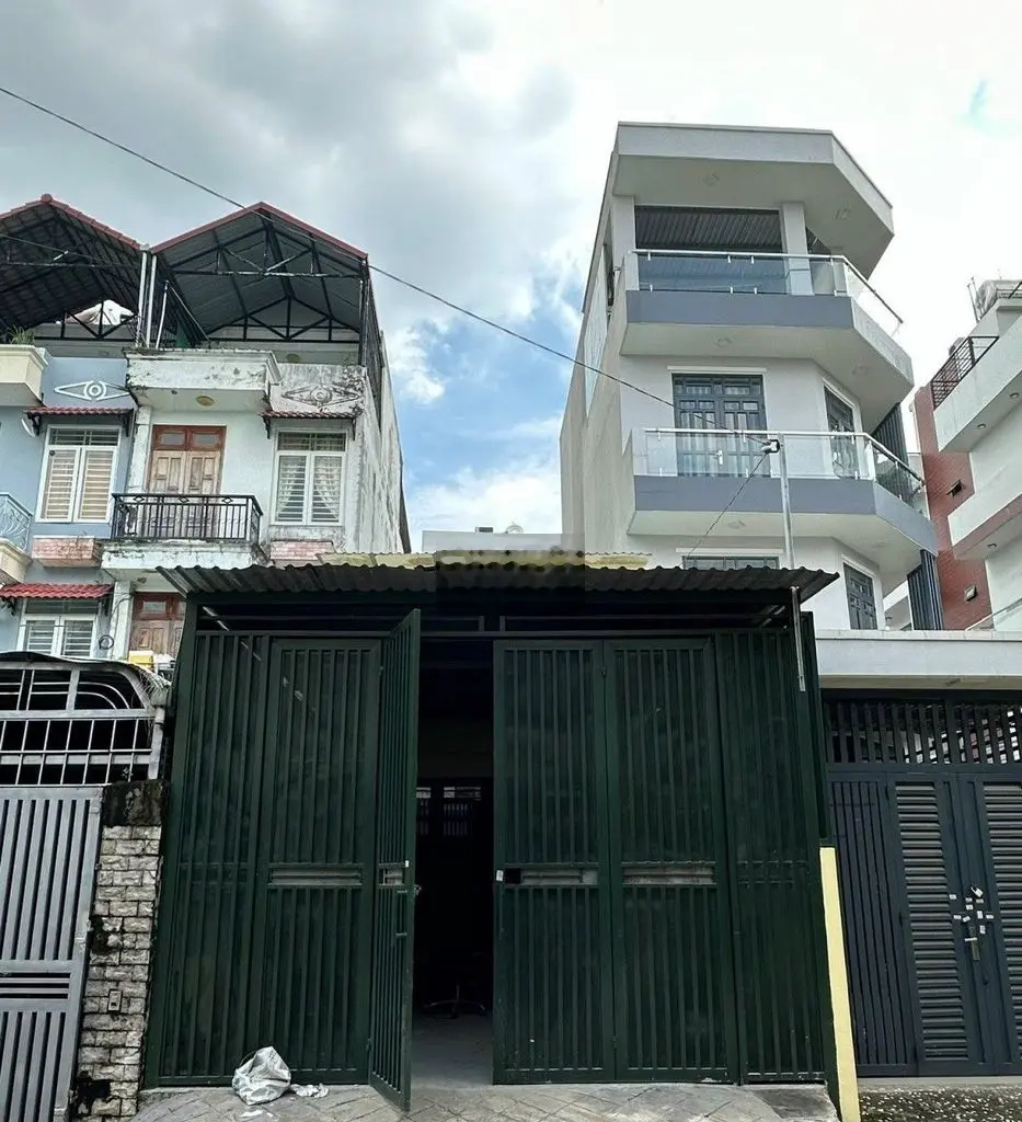 Bán nhà mặt tiền Thạnh Lộc 16, 4.7x18m giá ngộp 5.2 tỷ