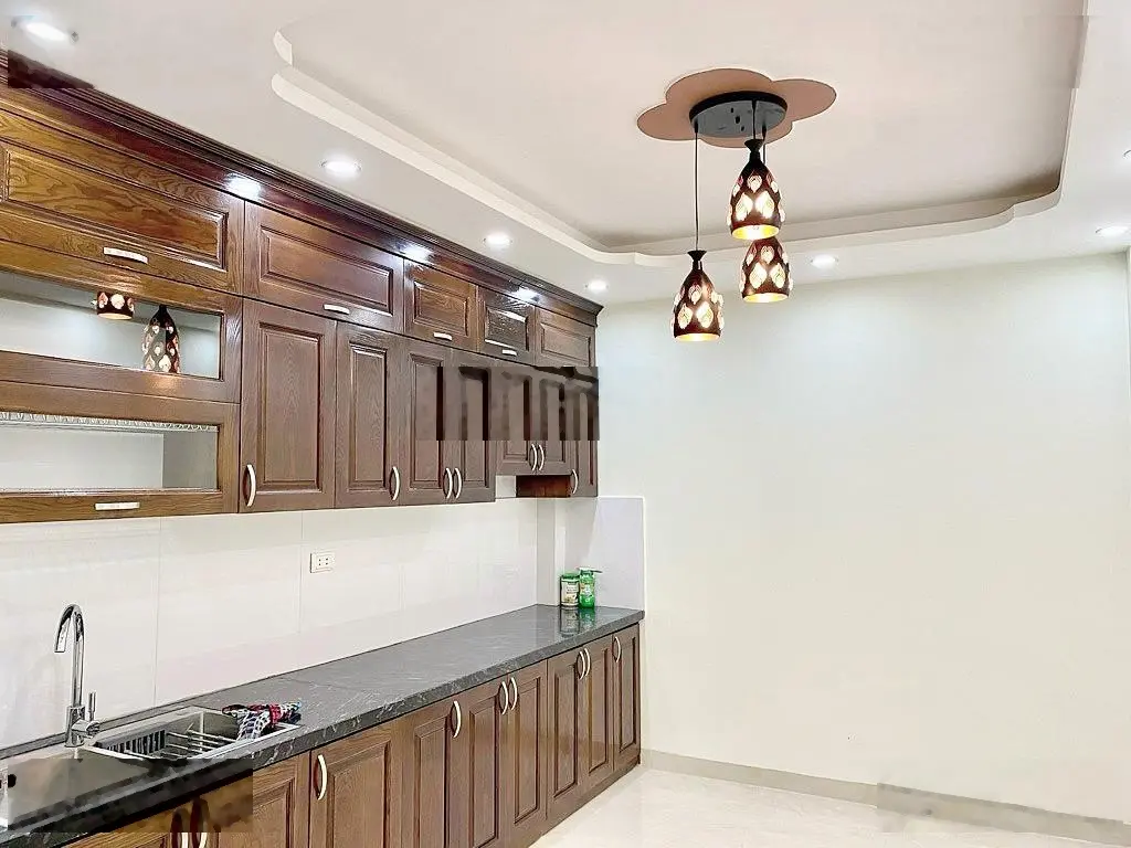 Bán nhà Phú Minh , 35m2 , 5 tầng , 4,8 tỷ , vài bước ra ô tô , bãi đỗ xe 30m , vị trí tuyệt vời .