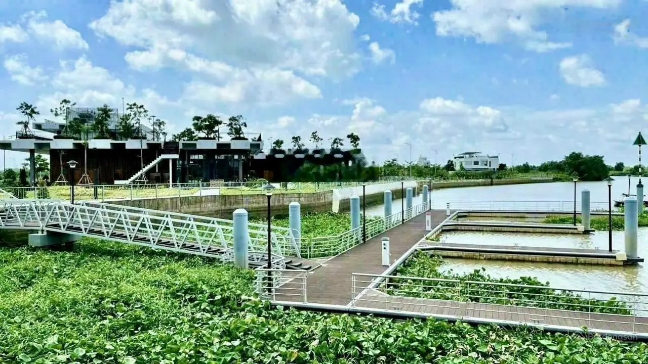 Chính chủ cần bán gấp nền đất đẹp đối diện trường học gần sông mát mẻ giá đầu tư