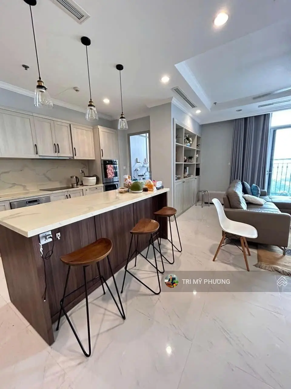 Bán 4PN - Vinhomes Central Park + view sông cực đỉnh, căn hộ 154 m2, tầng thấp, trung, cao có đủ.