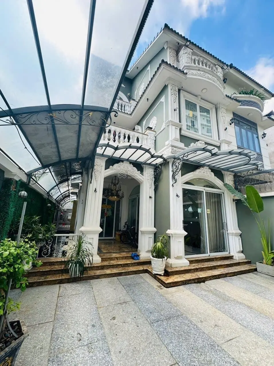 Bán biệt thự đường Liên Phường, Phước Long B, Thành Phố Thủ Đức. Dt: 200m2/19.6 Tỷ TL