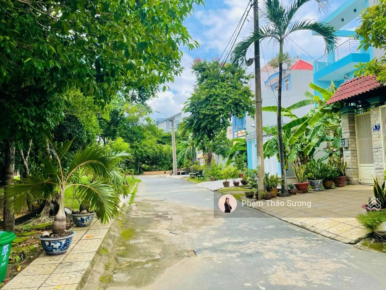 Chủ thiện chí gửi bán nền đất 135m2 sẵn sổ hồng, vuông vức - trục đường nhánh D3 - giá bán 9,5 tỷ