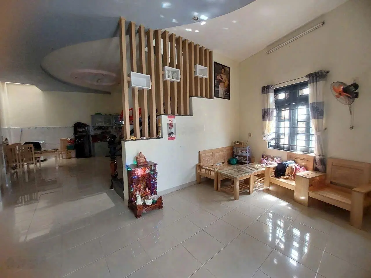 Cần bán nhà riêng căn góc giá 2,8 tỷ VND tại Đường Hòa Trung, Nha Trang