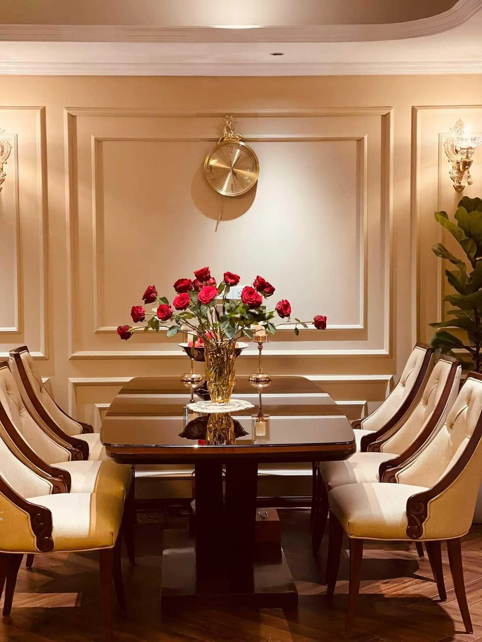 Tôi cần bán gấp căn hộ Golden Palm Lê Văn Lương, 81.1m2, 2 ngủ 2 vệ sinh, ban công Đông Nam cực mát