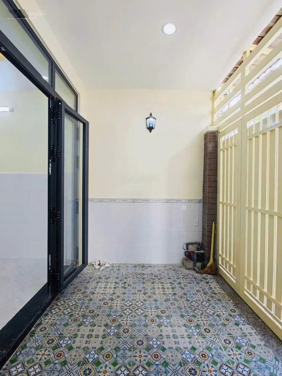 Bán nhà chính chủ hẻm đẹp 6m thông xe hơi 385/54 Lê Văn Thọ P9 4tầng 4PN 5WC 4x16m