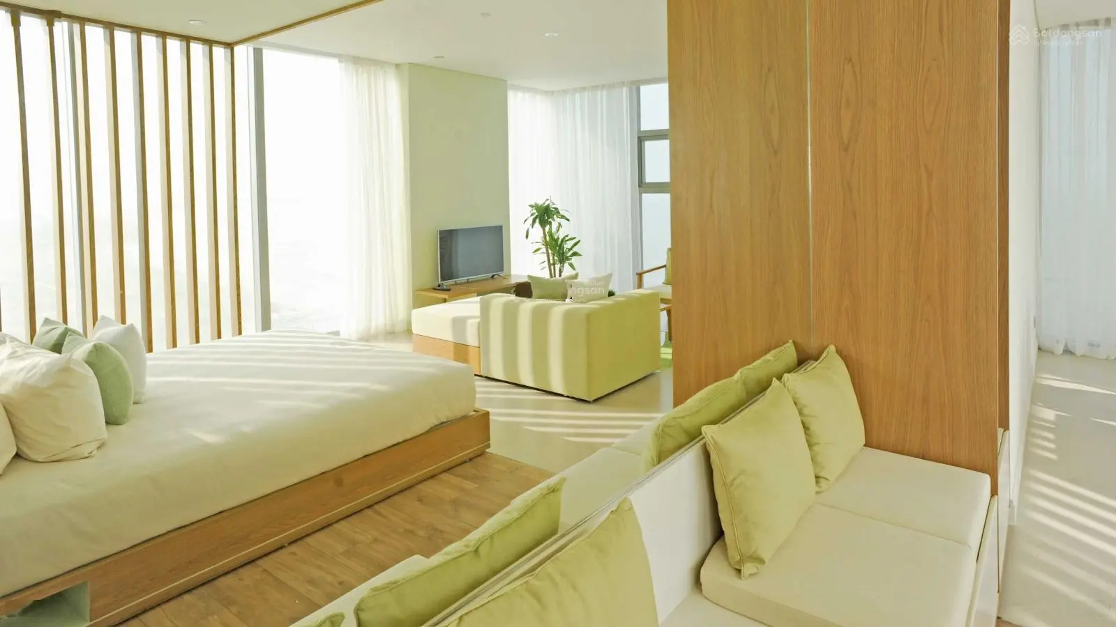 Bán căn studio 37m2 tặng gói nội thất mới 100%