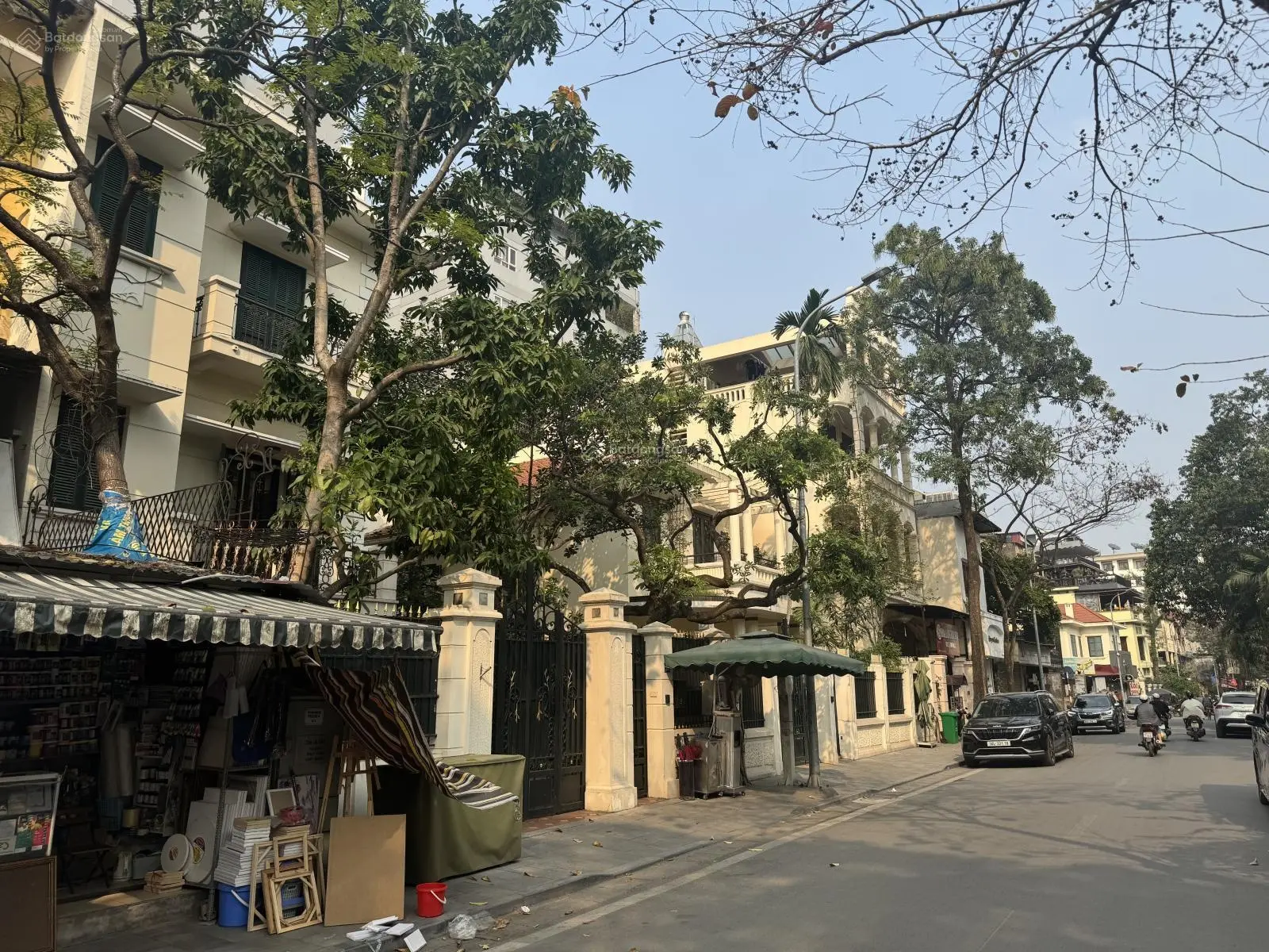 Biệt Thự Nguyễn Gia Thiều, Hoàn Kiếm, Diện Tích 400m2 2 tầng Mặt Tiền 15m giá 210 Tỷ