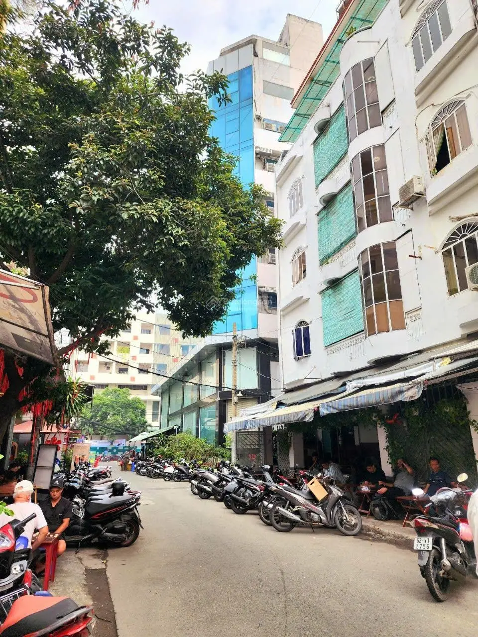 Bán nhà hxh, sư vạn hạnh, p12, q10.dt:4,5x15, 1tr3l, giá:16 tỷ