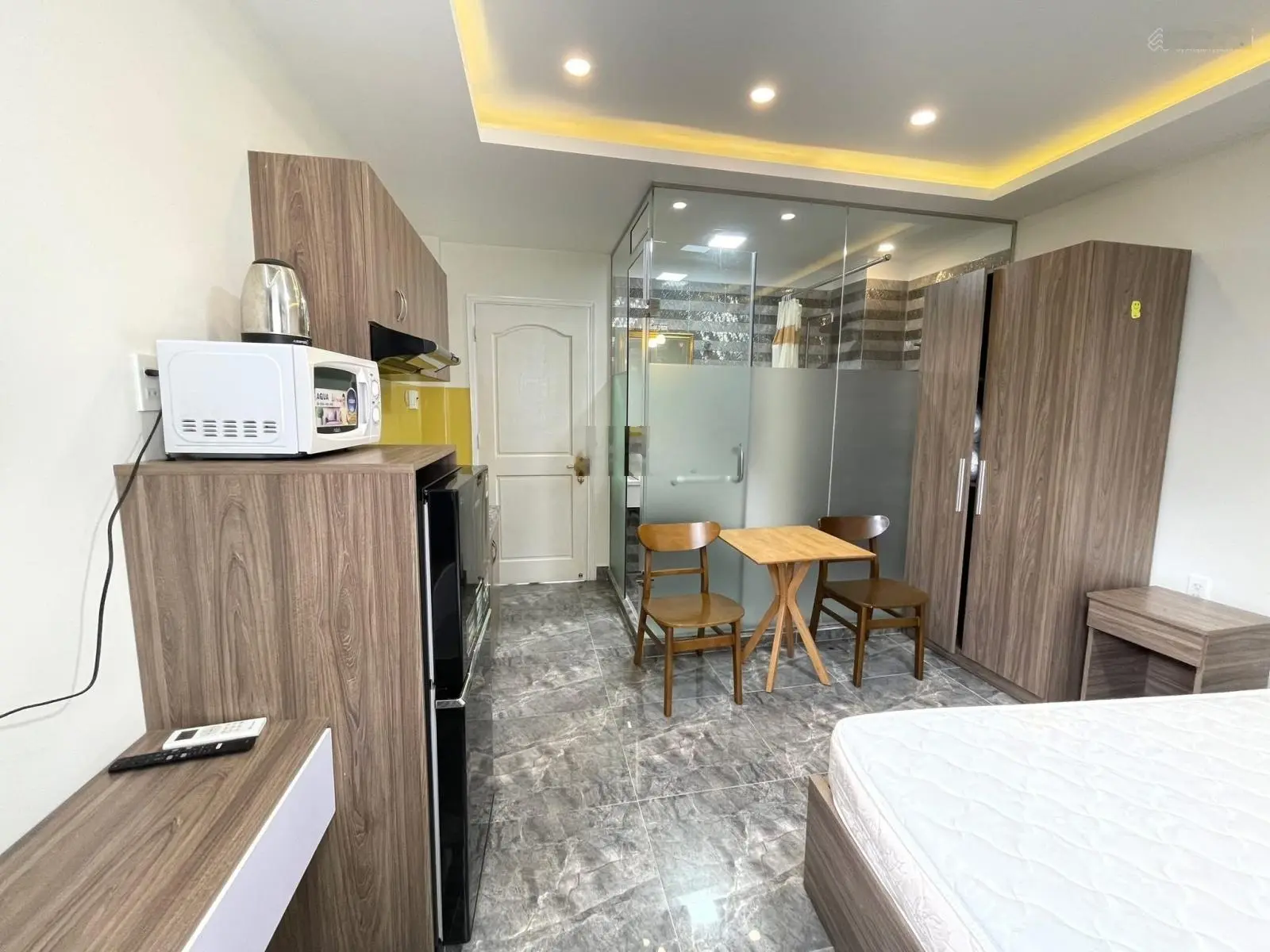Bán nhà kinh doanh căn hộ dịch vụ - 9 phòng full nội thất, chỉ việc vận hành & thu tiền