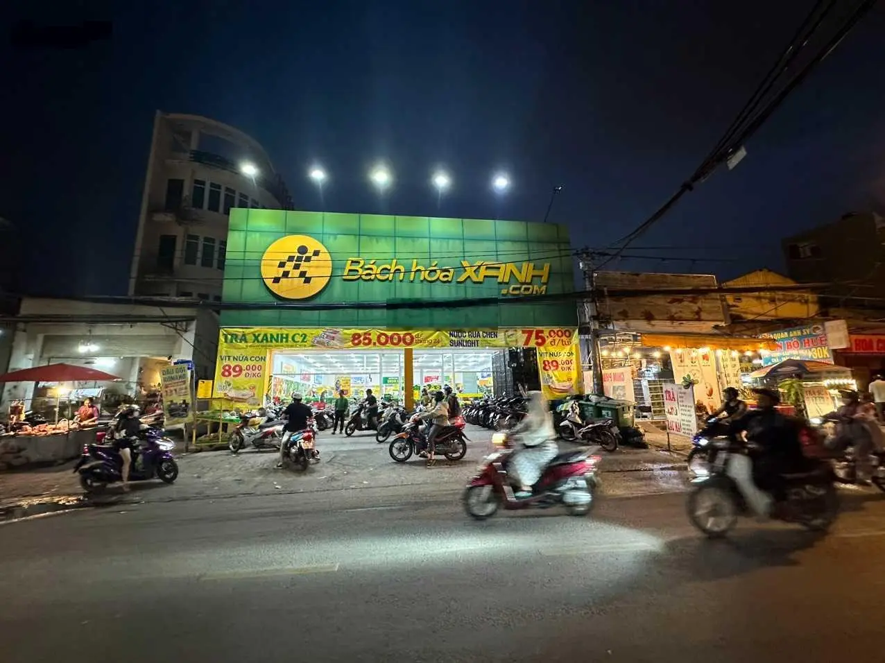 MTKD Tây Hòa, PLA. DT 6m dài 35m sử dụng 210m2, kế bên Xa Lộ Hà Nội, giá chỉ 17 tỷ còn TL