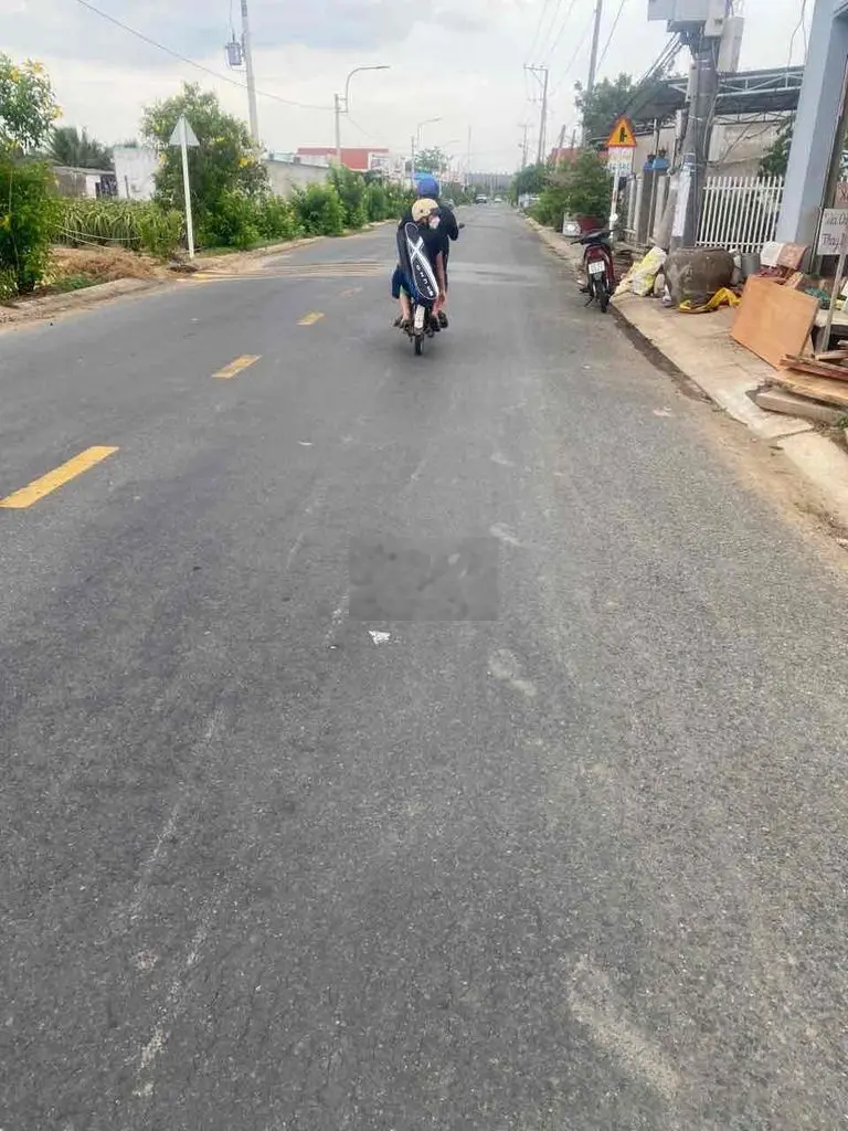 2676 m2 Đất Mặt Tiền Cao Thị Mai Thị Trấn Tân Trụ, Khu vực VIP
