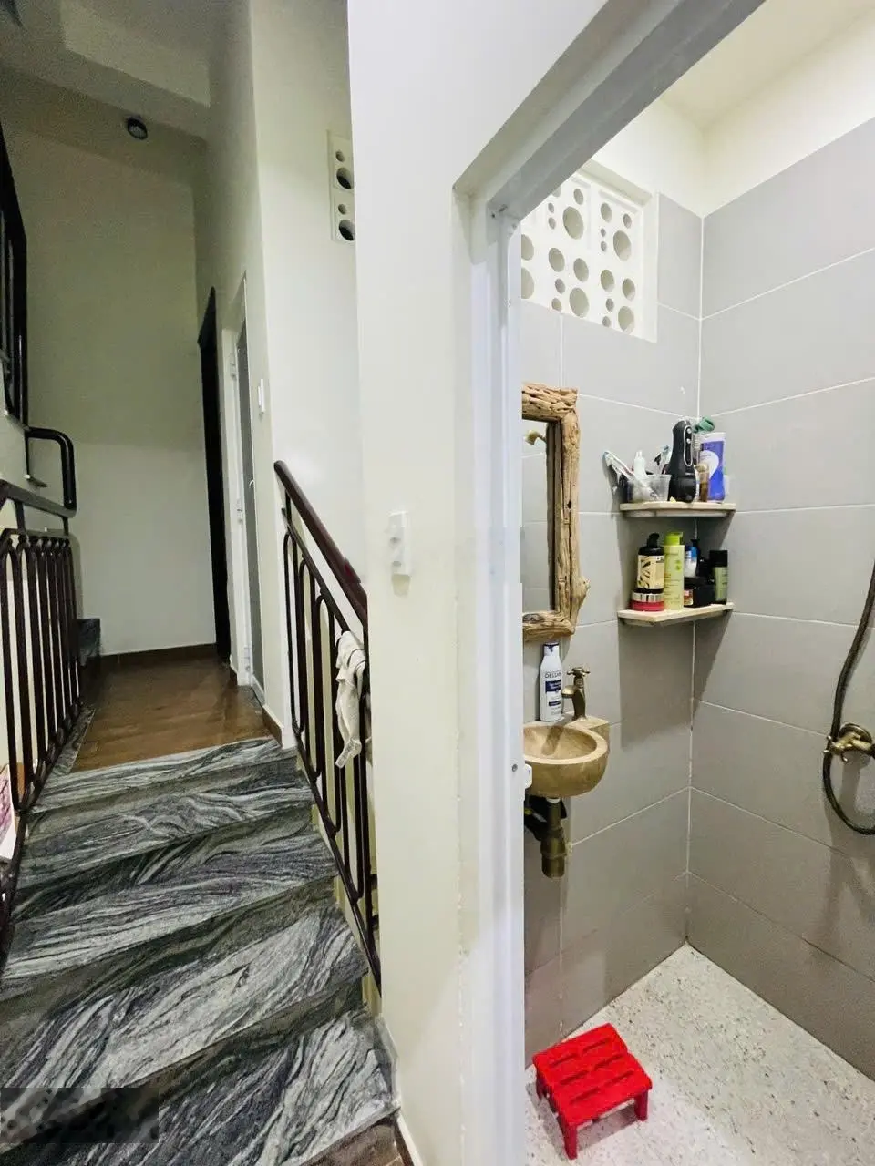 Gấp bán nhà HXH đường Phạm Văn Hai P. 3 Quận Tân Bình 40m2 4 tầng chỉ 6 tỷ 450 TL full nội thất