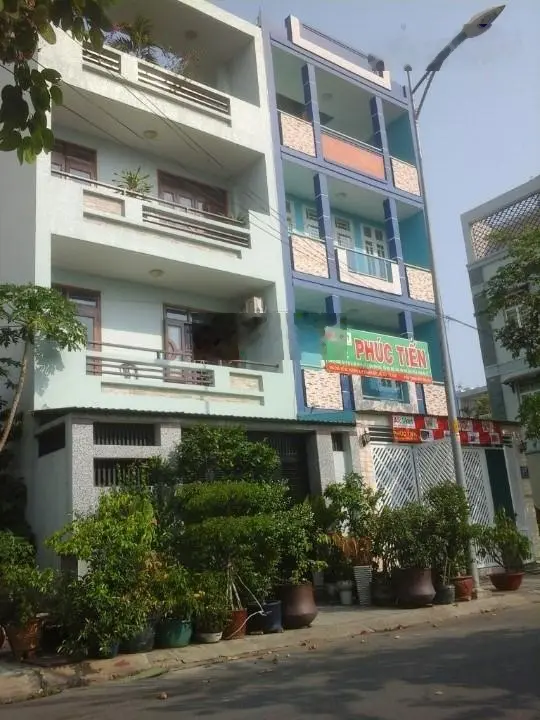 Bán liền kề 1 trệt 3 lầu giá hời ngay Đường Nguyễn Khoa Đăng, Quận 2, giá 36 tỷ VND