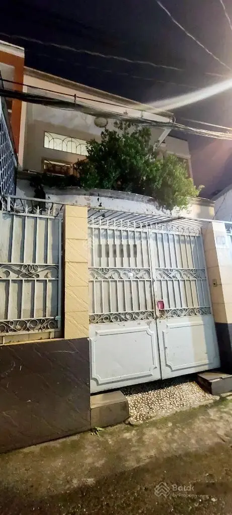 Bán nhà Quận 8