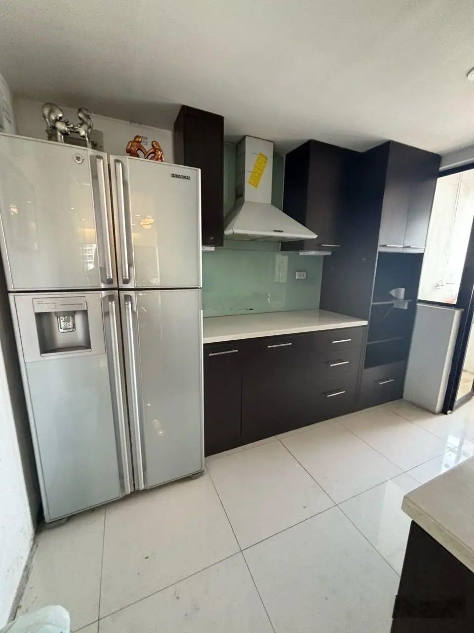 Cần bán căn hộ Chelsea Park Trung Kính 98m2 2pn nhà đẹp, slot ô tô. LH: 0984 677 *** gia 5,5 tỷ