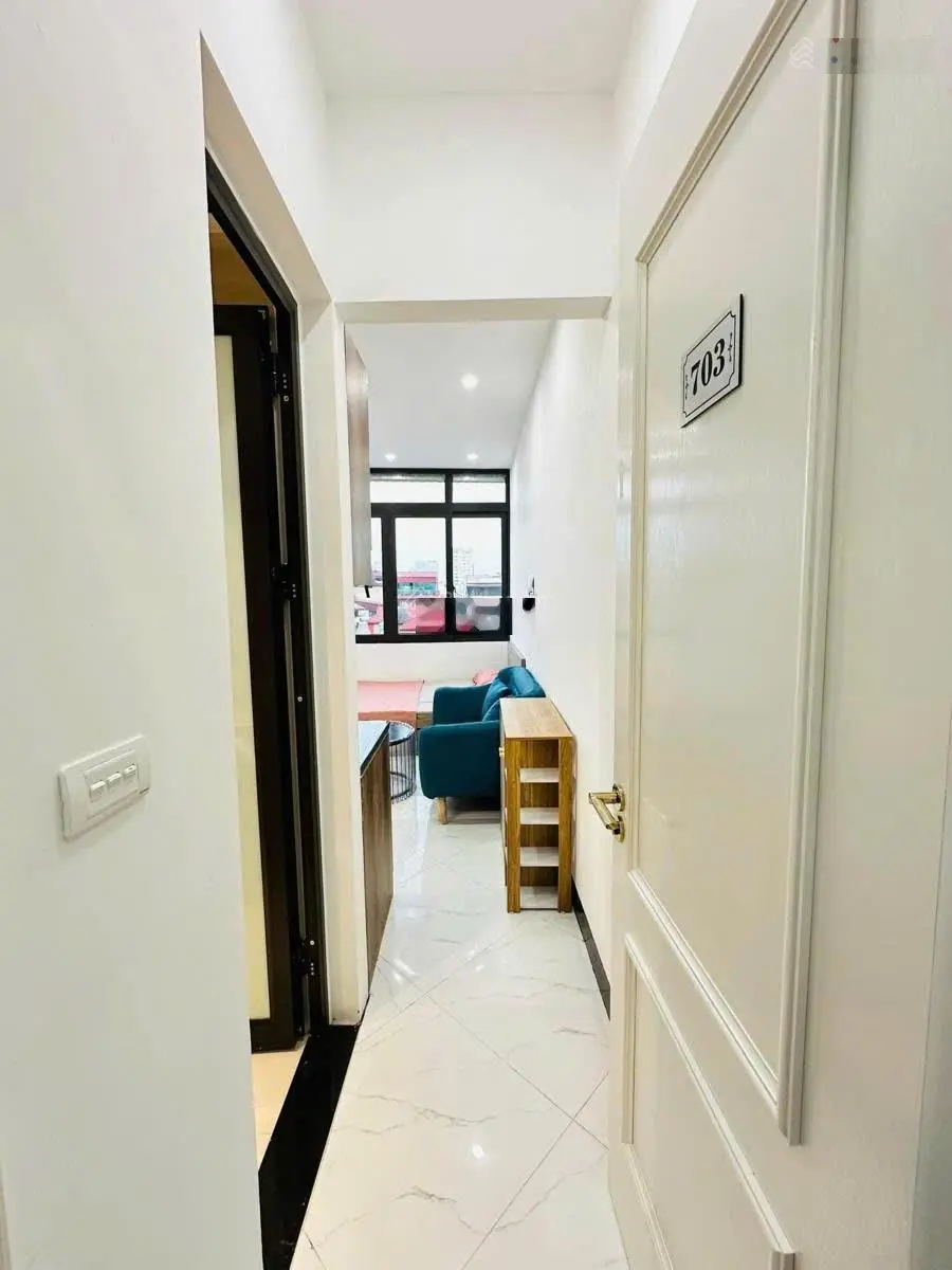 Lãi ngay khi mua toà CHDV Pháo Đài Láng, 90m2*8T, MT 6.5m, 23 phòng KK, đủ PCCC, sát phố, DT 7%/năm