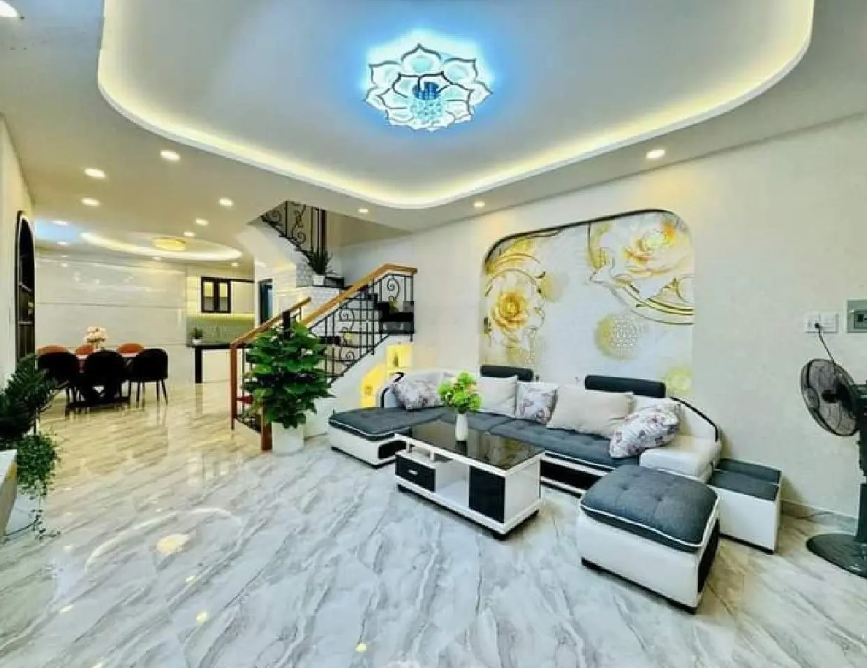 Chính chủ bán gấp - Nhà đẹp full nội thất - Quang Trung - 51m2 (4,2x12) - Hẻm 3,5m - Chỉ 5.4 tỷ.