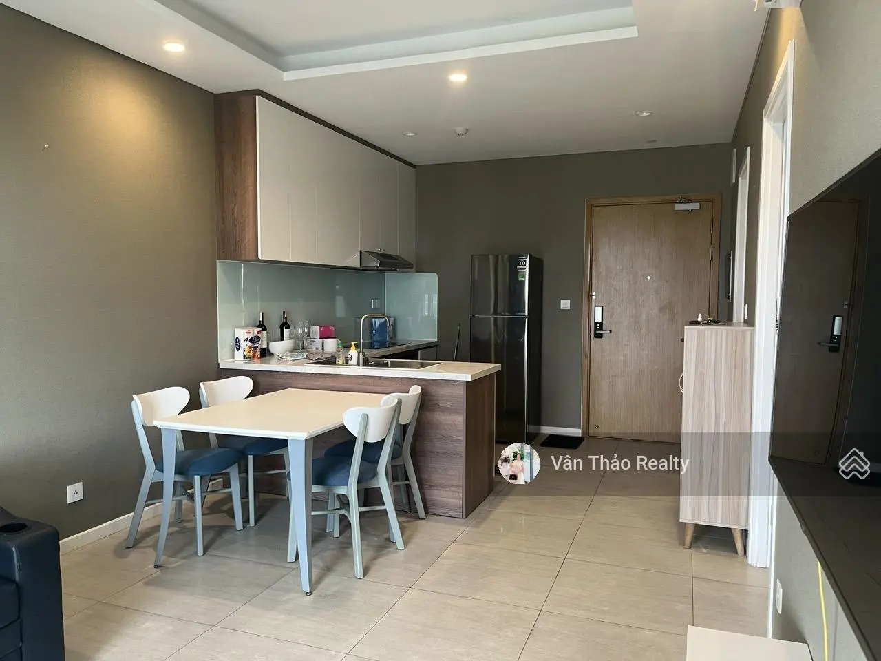 (Có thể đăng ký kinh doanh) Giá tốt nhất - Căn hộ 1PN tháp Canary full nội thất - Đảo Kim Cương Q2