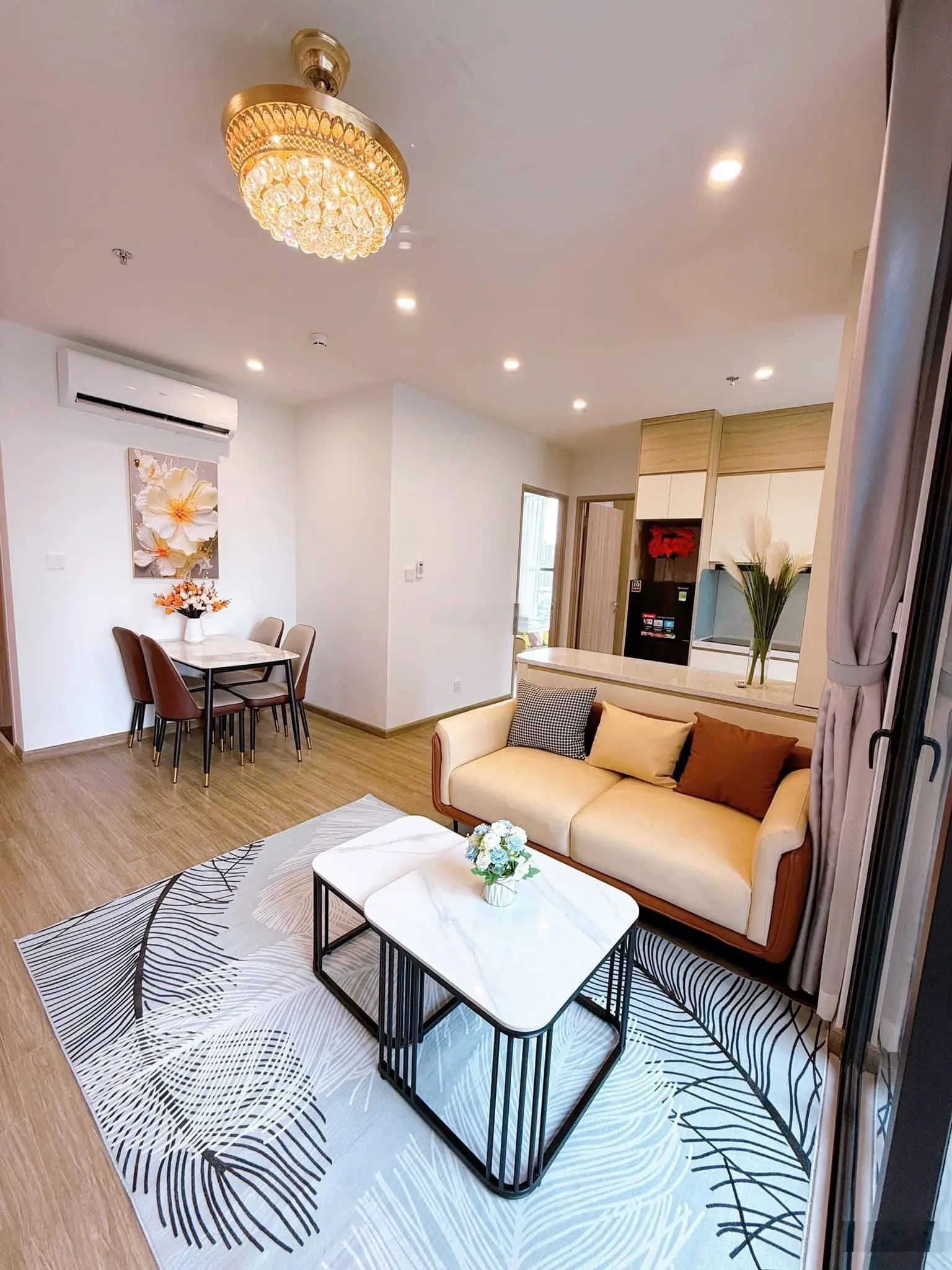 Bán nhanh căn hộ 2PN + 1 góc The Pavilion diện tích 70 chỉ với 3,55 tỷ Tại Vinhomes Ocean Park 1