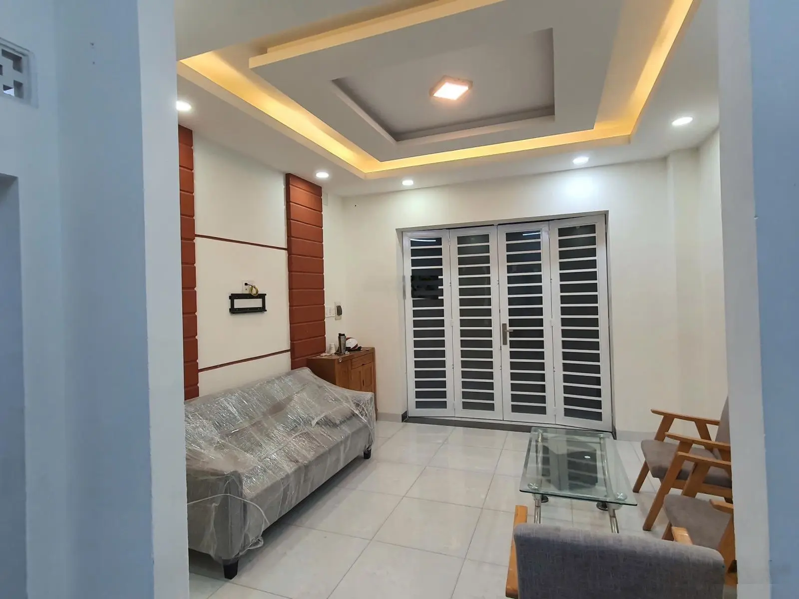Bán nhà nhánh Nguyễn Đức Thuận , nhà 1 trệt 1 lầu 3pn , vị trí trung tâm , k quy hoạch , giá 3tỷ